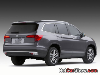 Illustration for article titled Honda Pilot: Throughout the Years